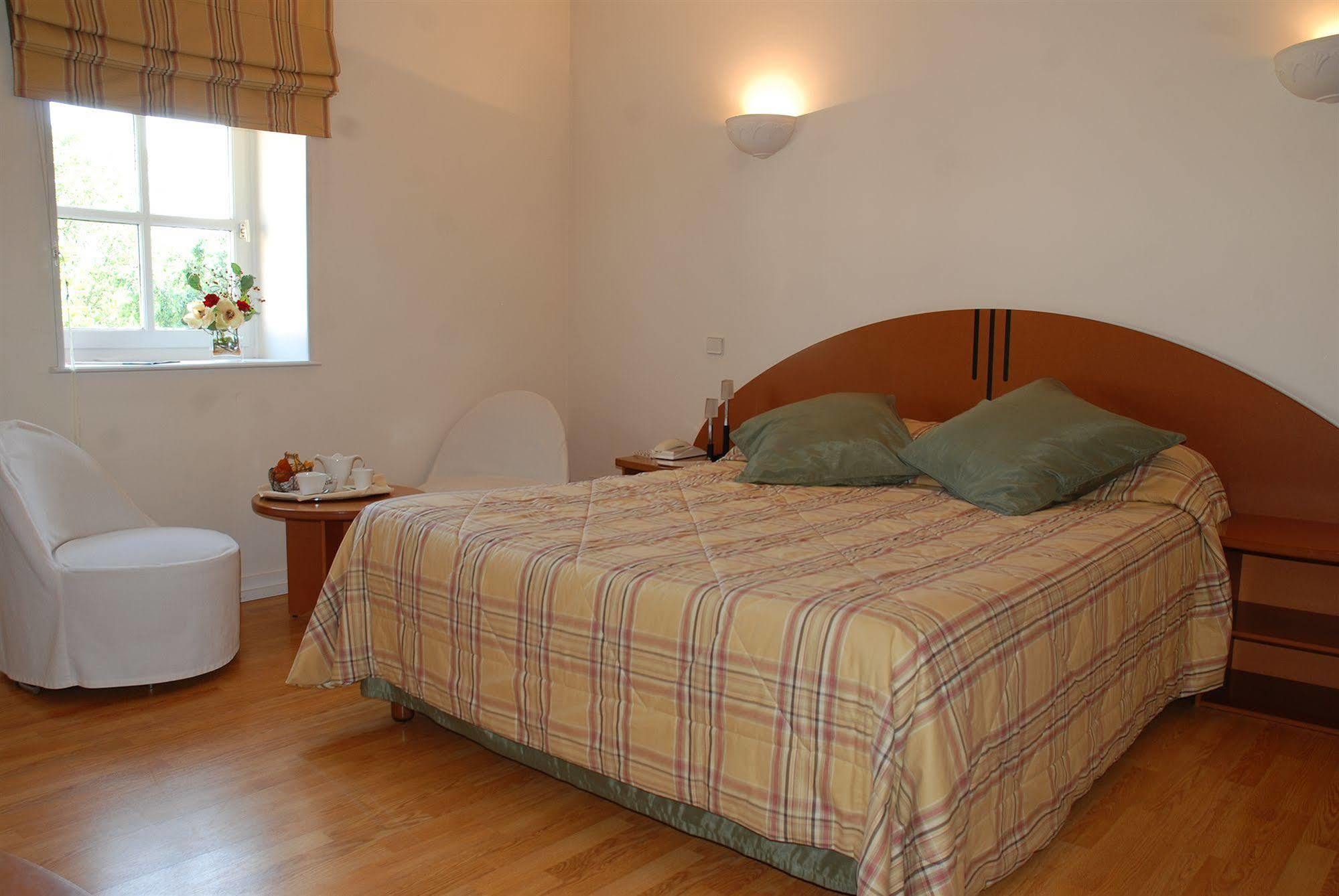 Hotel Demeures Et Chateaux L'abbaye Caladoise - Anciennement Ferme Du Poulet