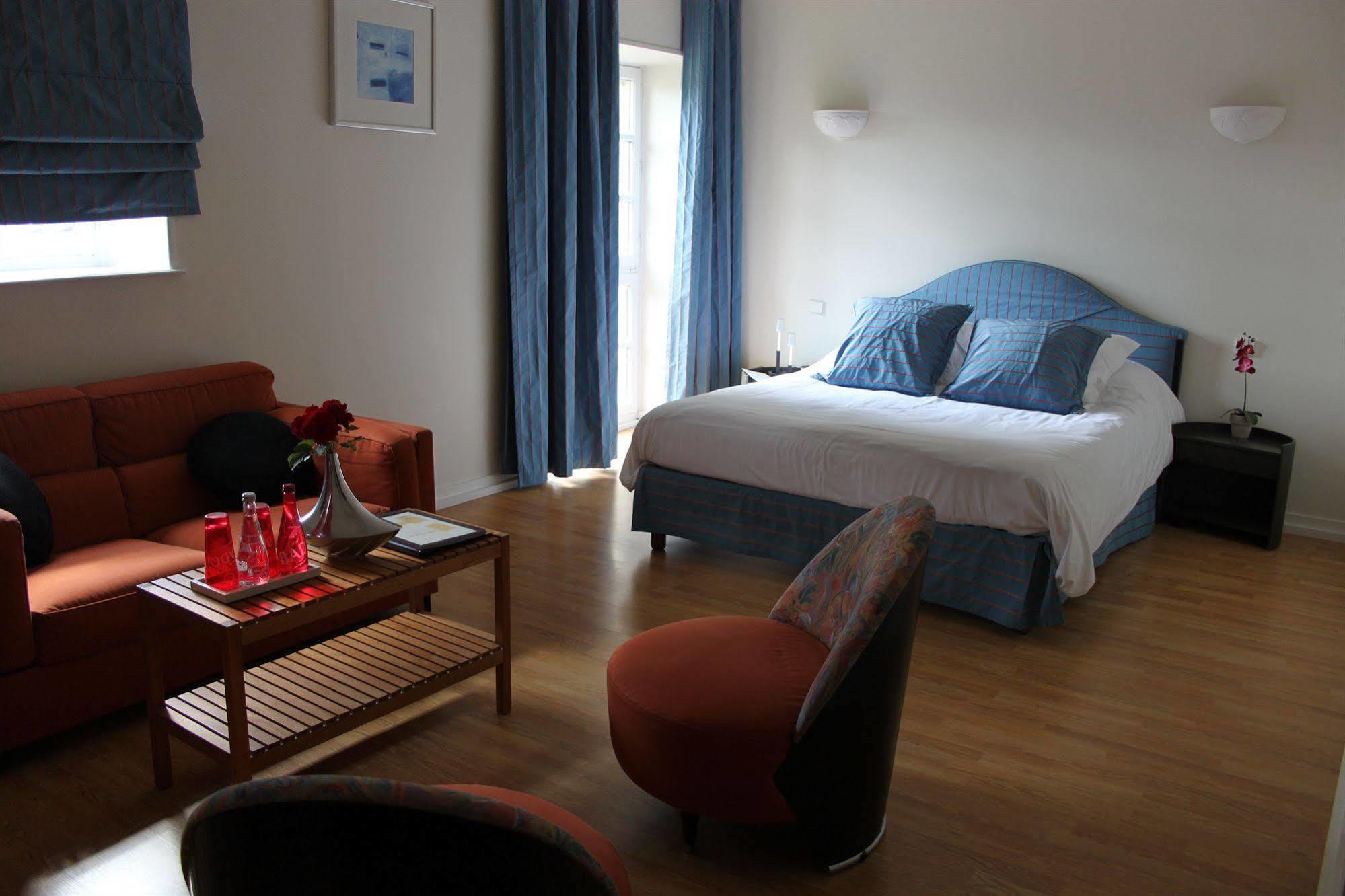 Demeures Et Chateaux L'abbaye Caladoise - Anciennement Ferme Du Poulet Hotel Villefranche-sur-Saône