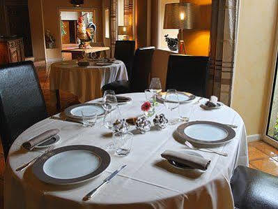 Demeures Et Chateaux L'abbaye Caladoise - Anciennement Ferme Du Poulet 3*